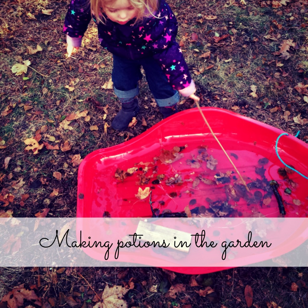Making Potions in the Garden: fun for kids with some water, mud, leaves and sticks!
